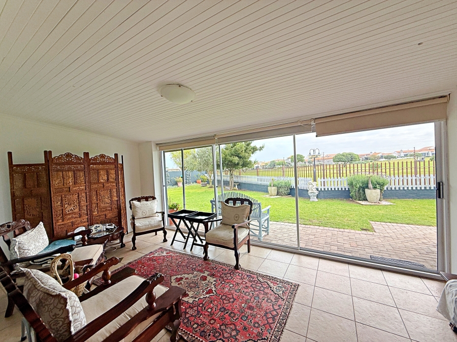 4 Bedroom Property for Sale in Country Club Western Cape